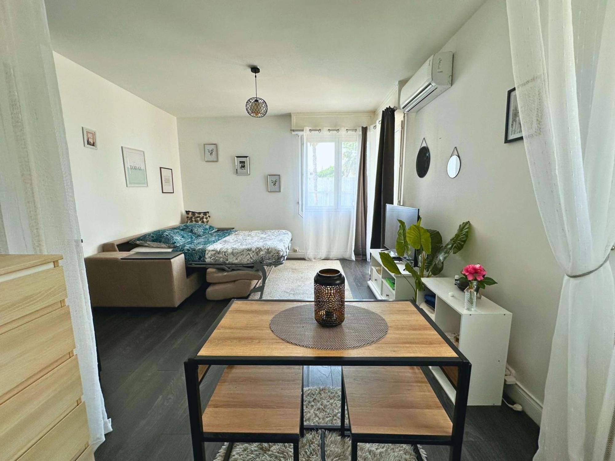 Cosy Palm Beach, Studio Pres De La Mer Et De La Croisette 戛纳 外观 照片